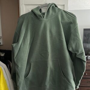 LULULEMON men’s green hoodie
